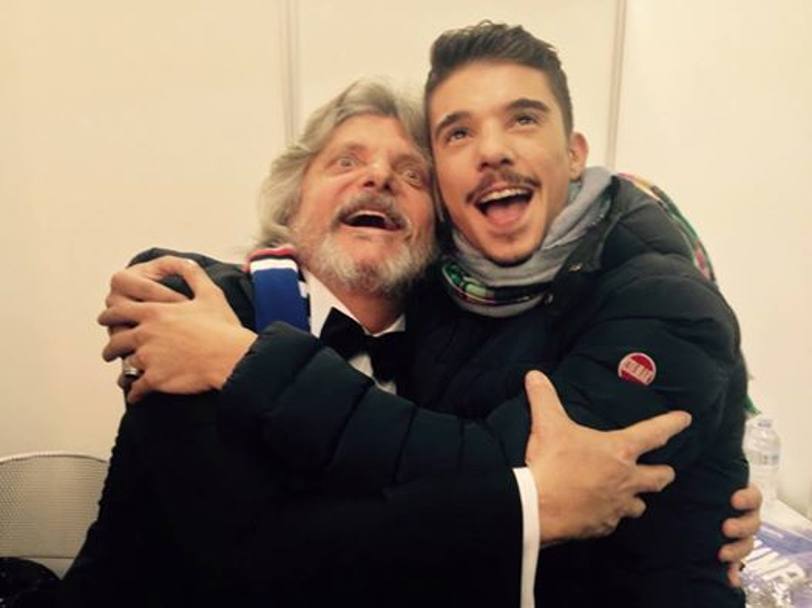 In attesa di salire sul palco del Festival di Sanremo, il presidente della Sampdoria Massimo Ferrero si diverte dietro le quinte insieme al rapper Moreno (foto Twitter)